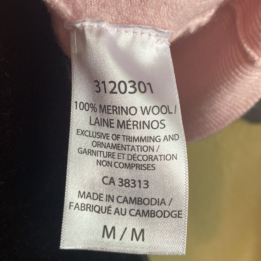 Merino Wool Cropped Sweater - Picture 4 of 6